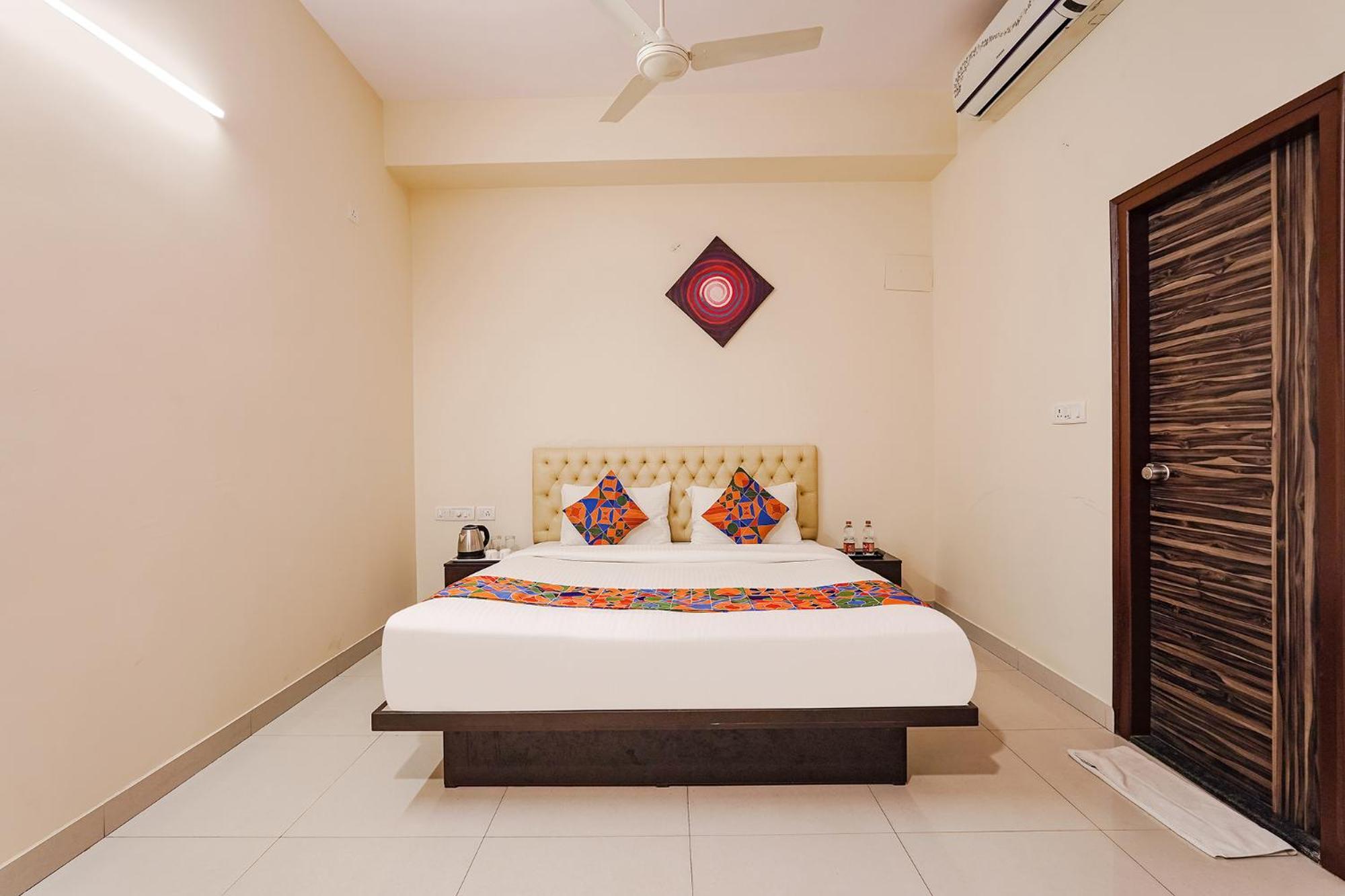 Fabhotel Leela Park Bangalore Exterior photo